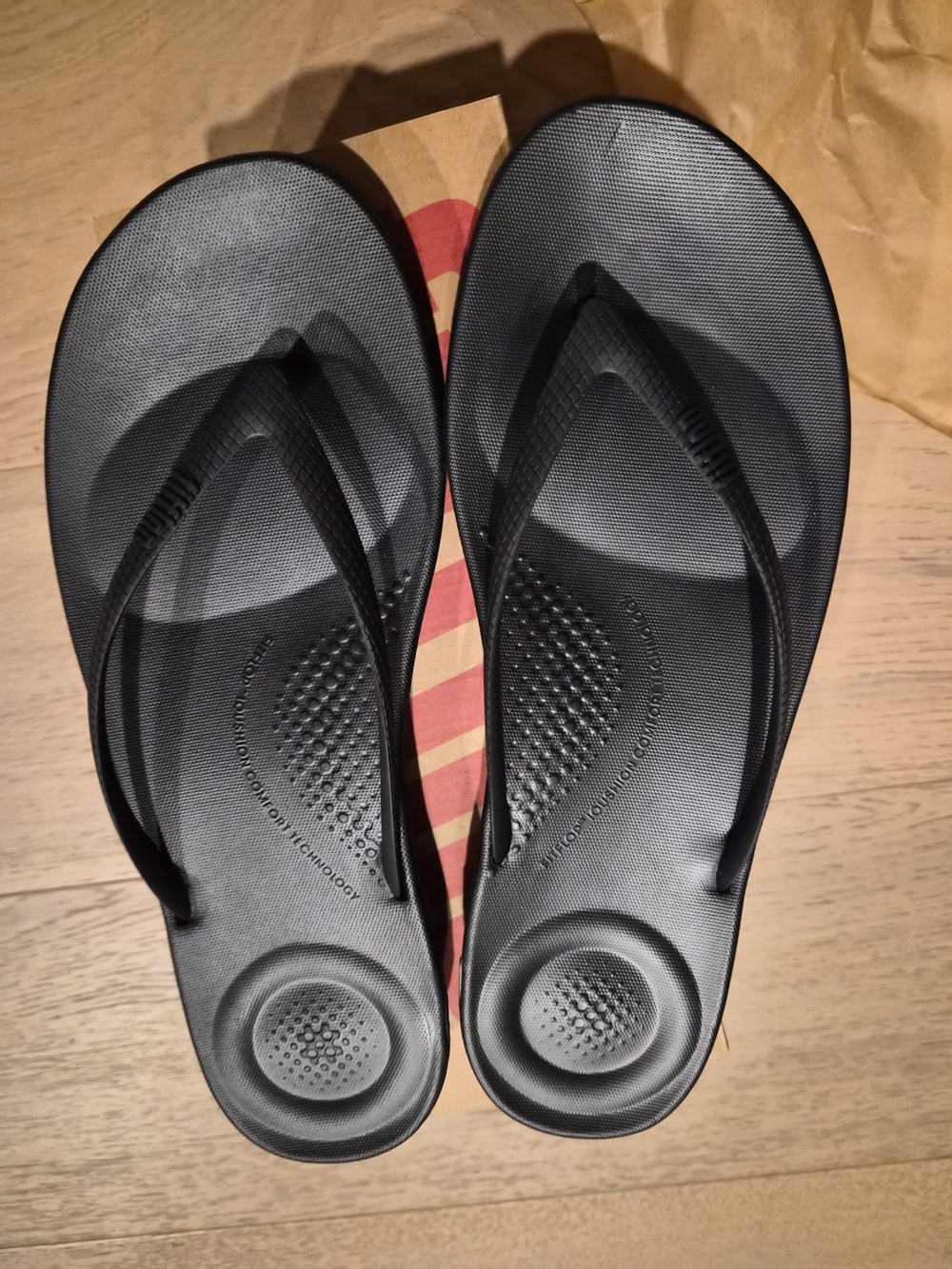 FitFlop Women's Black Ergonomic Flip-Flop Sandals - Size 11